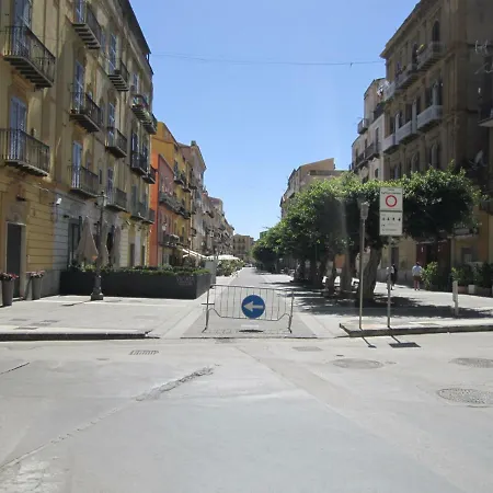 Apartment The Harbour House Porto Empedocle